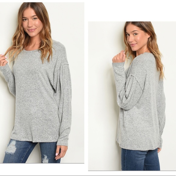 🤩Gray Roused Sleeve Top 🌟 - Picture 1 of 3